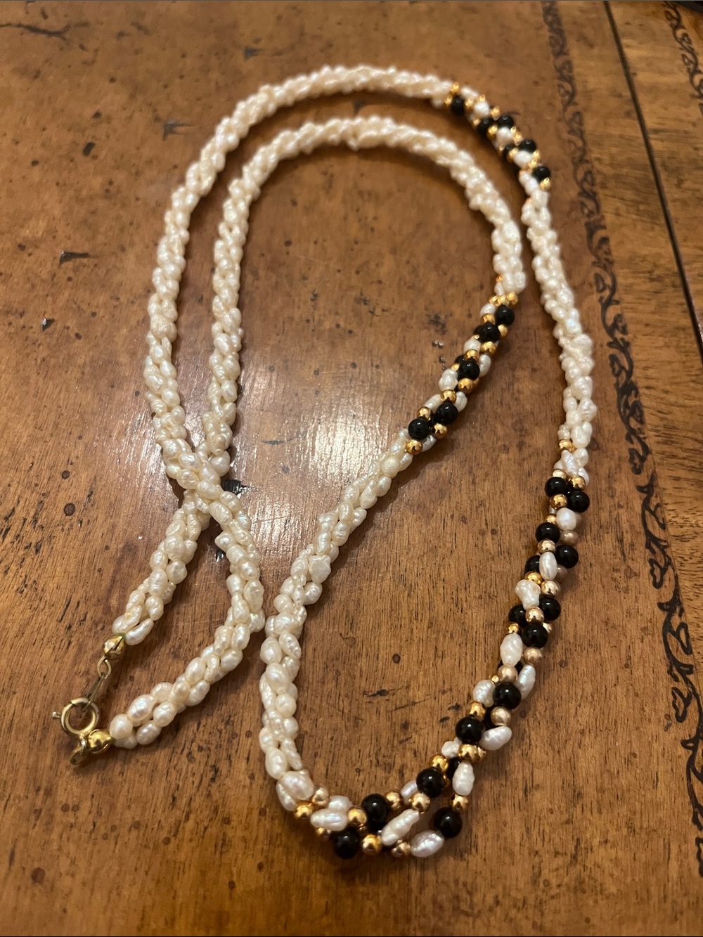 vintage 1980s multi-strand twisted torsade necklace